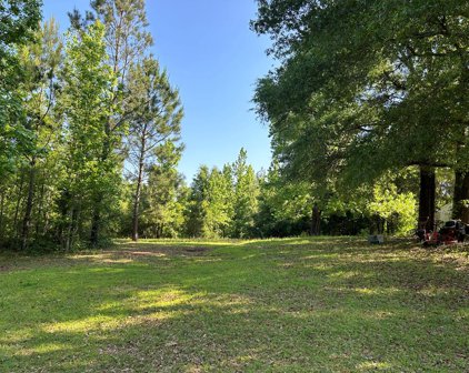 6.7+-ac Riverview Dr, Newton