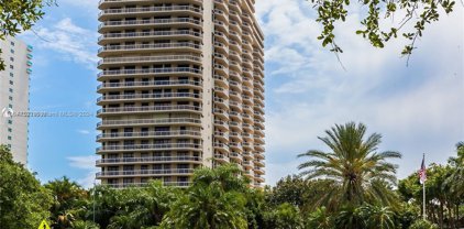 20191 E Country Club Dr Unit #910, Aventura