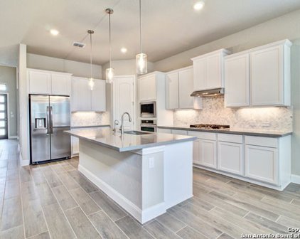 6819 Hallie Loop, New Braunfels