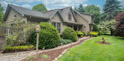 458 Fairway Ridge Drive, West Jefferson