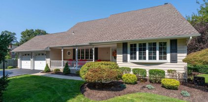 3 Prince Charming Road, Nesconset