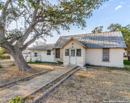 803 Ridgewood, Comfort
