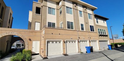 16121 Gables, Whittier