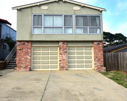 882 King  Drive, Daly City