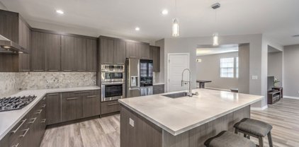 5981 Honeysuckle Ridge Street, Las Vegas