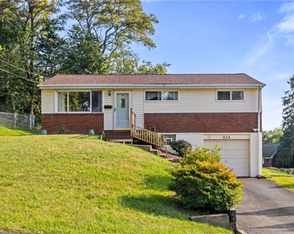 824 Cottonwood Drive, Monroeville