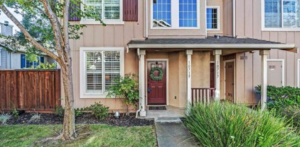 10719 Wallace Ln, Dublin