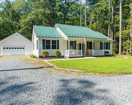 126 Pioneer Trail, Hague