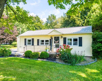 15 Dunsbach Ferry Road, Cohoes