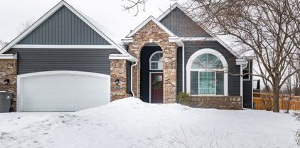 14881 Oakcrest Circle, Savage