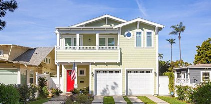 1004 F Ave, Coronado