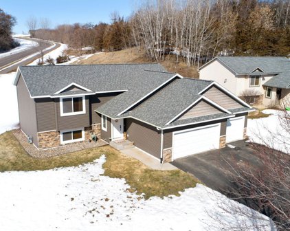 655 Glenmeadow Street, River Falls