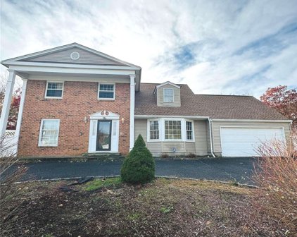 10 Rodney Street, Port Jefferson Station