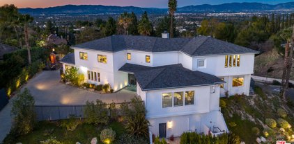 17031  Countess Pl, Encino