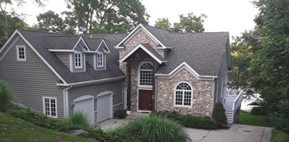 1901 Cary Road, Algonquin