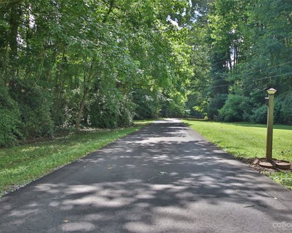 90 River  Street, High Shoals