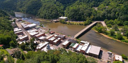 387 Skyway  Drive, Marshall