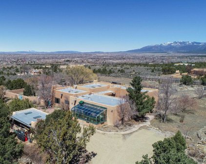 1575 Weimer Road, Taos