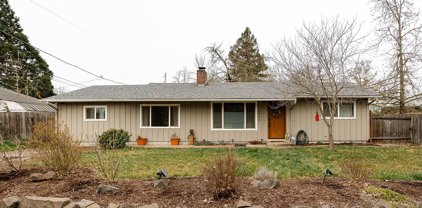 3240 FERRY ST, Eugene