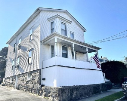331 Orchard St, New Bedford