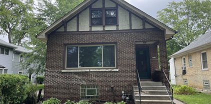 1413 Grey Avenue, Evanston