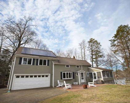 17 Knollwood Lane, Wayland