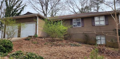 614 Ann Court, Woodstock