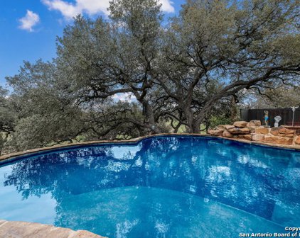 302 Lucky Ridge, Bandera