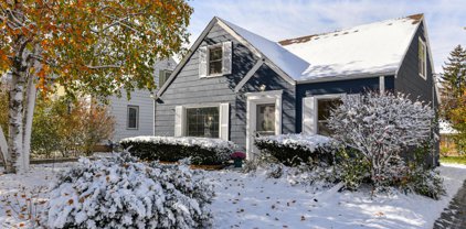 605 North 113th Street, Wauwatosa
