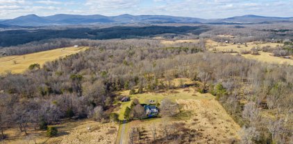 12142 Crest Hill Rd, Hume