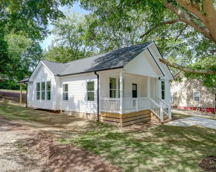 442 Poole, Woodruff