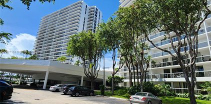 3731 N Country Club Dr Unit #2127, Aventura