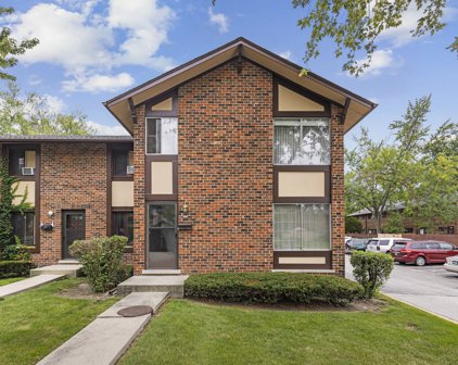 18W107 14Th Street, Villa Park