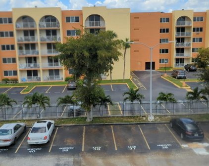 6960 Miami Gardens Dr Unit #2-420, Hialeah