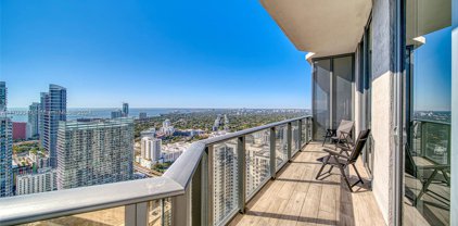 45 Sw 9th St Unit #LPH 4504, Miami