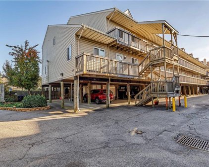 833 Little Bay Avenue Unit C, North Norfolk