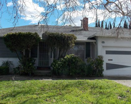 3952 JAMES AVE, Fremont