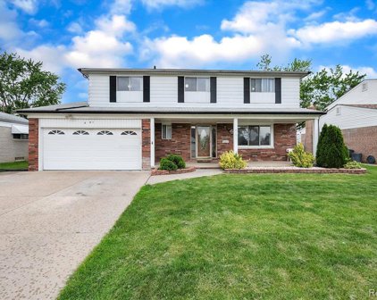 4191 LINDOW, Sterling Heights