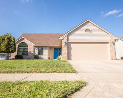 392 Southway Court, Bargersville