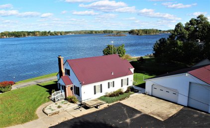 510 Lake Drive, Lakeview