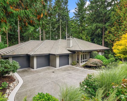 5265 Jung Frau Place NW, Issaquah