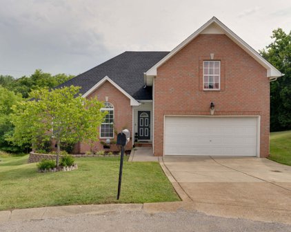 145 Homestead Pl, Hendersonville