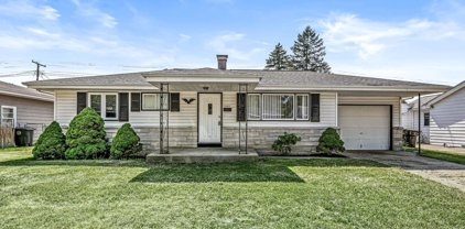 1003 Woodbine Way, South Bend