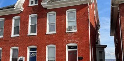 42 S Cannon Ave, Hagerstown