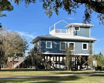 616 Sheppard Dr, Pensacola