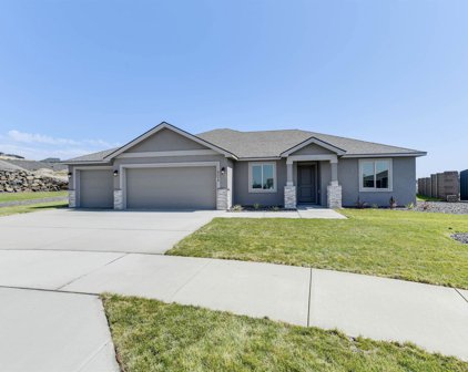 6114 W 32nd Ave, Kennewick