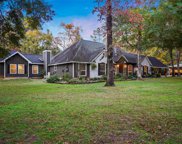 11 W Lake Forest Court, Conroe image