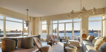 555 W 22nd  Street Unit 14CW, New York