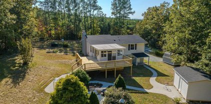 4231 Rolling Rd, Scottsville