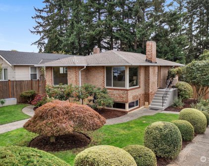 3801 NE 75th Street, Seattle